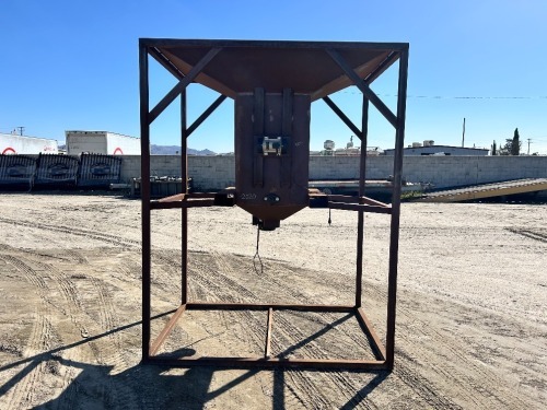 SANDBAG FILLING MACHINE/SHAKER --(LOCATED IN COLTON, CA)--