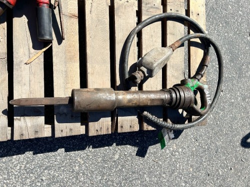 2022 APT 133 RIVET BUSTER. s/n:83322110169 --(LOCATED IN COLTON, CA)--