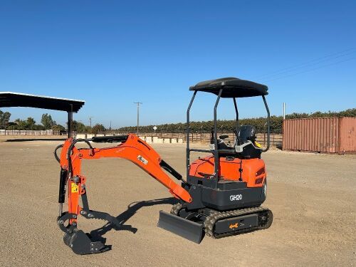 2026 ABOSS GH20 MINI HYDRAULIC EXCAVATOR, gp bucket, aux hydraulics, backfill blade, canopy. s/n:2503153657 --(LOCATED IN MADERA, CA)--