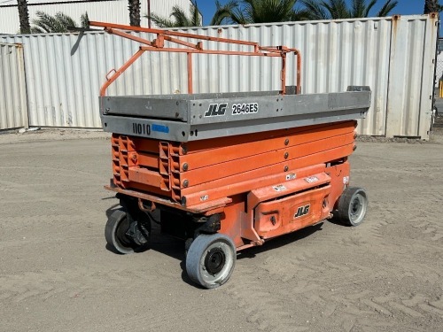 2004 JLG 2646ES SCISSORLIFT, electric, 26' lift, extendable platform, 1,190 hours indicated. s/n:0200118520 --(DOES NOT RUN)-- --(LOCATED IN COLTON, CA)--