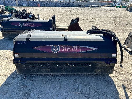 DIRNIG 72" SWEEPER ATTACHMENT, fits skidsteer. s/n:245143 --(LOCATED IN COLTON, CA)--