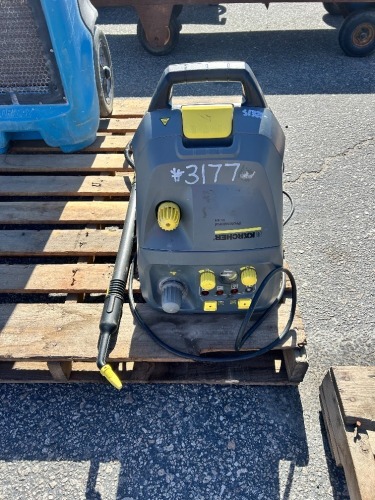 2022 KARCHER SG 4/4 COMMERCIAL STEAM CLEANER. s/n:17364 --(LOCATED IN COLTON, CA)--