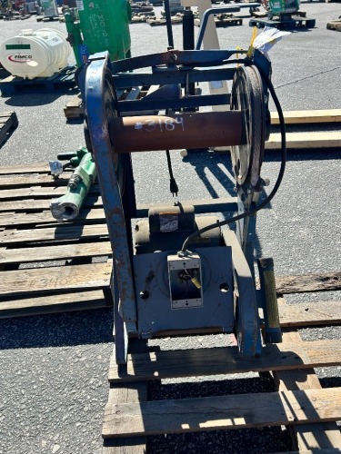 2022 REIMANN 400 CLASSIC LADDER PLATFORM SHINGLE HOIST. s/n:2210-0132 --(LOCATED IN COLTON, CA)--