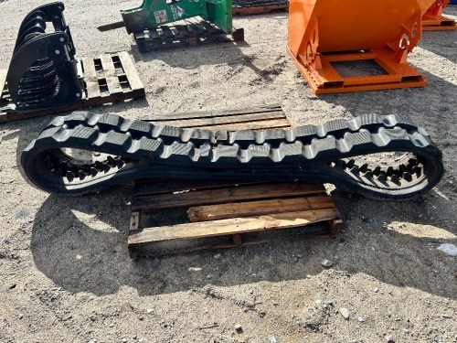 RUBBER TRACK, fits mini excavator. --(LOCATED IN COLTON, CA)--
