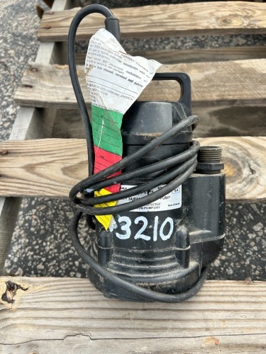 2021 MULTIQUIP ST1 SUBMERSIBLE PUMP. s/n:1621-B --(LOCATED IN COLTON, CA)--