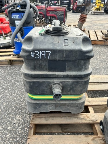 2023 MI-T-M MV-1300-OSEV WET/DRY VACUUM. s/n:25047665 --(LOCATED IN COLTON, CA)--