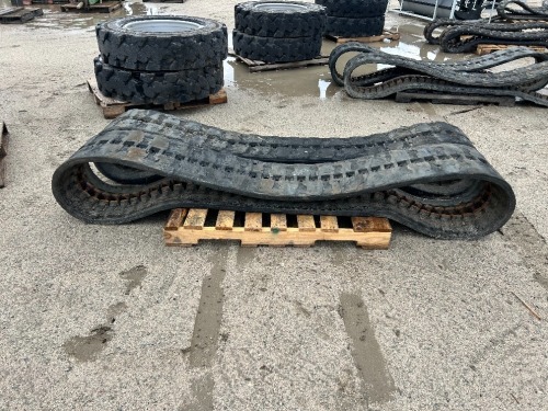 SET OF RUBBER TRACKS, fit mini excavator --(LOCATED IN COLTON, CA)--