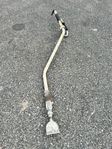 2015 EDCO ALRE PNEUMATIC CHISEL SCALER. s/n:34474 --(LOCATED IN COLTON, CA)--