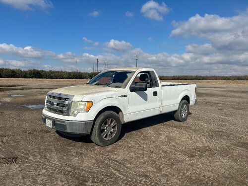 2013 FORD F150XL PICKUP TRUCK, 5.0L gasoline, automatic, pw, pdl, pm, tow package. s/n:1FTNF1CF2DKF07048 --(LOCATED IN MADERA, CA)--