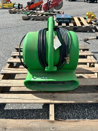 DRI-EAZ F351-GRN AIR MOVER. s/n:10415 --(LOCATED IN COLTON, CA)--